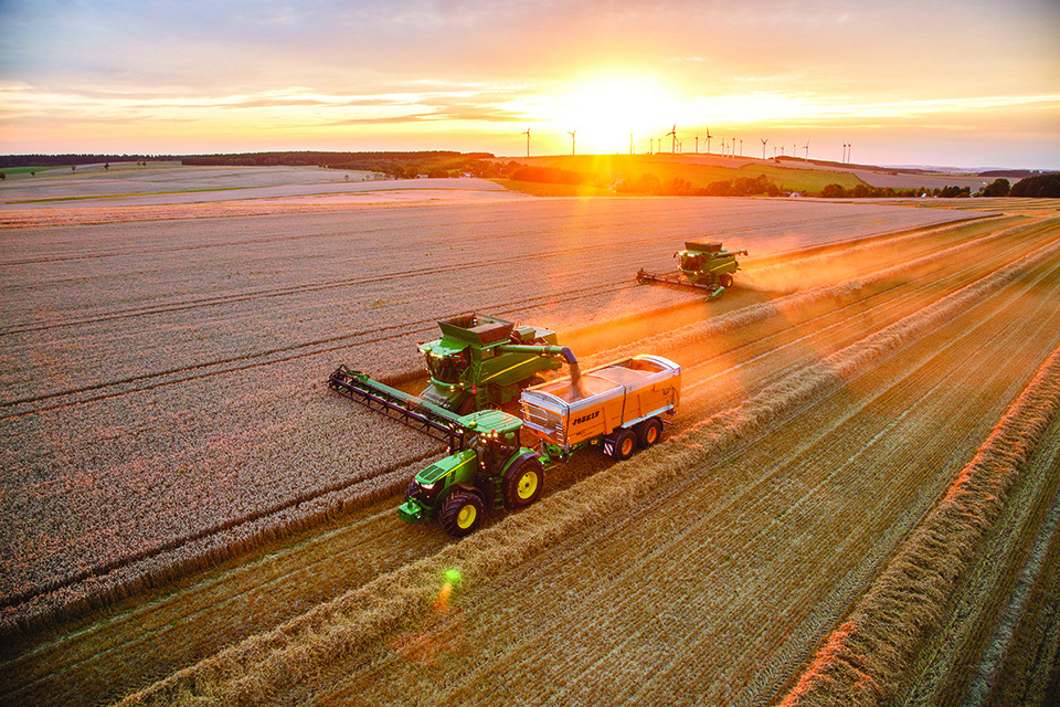 Un logiciel de gestion de travaux agricoles synchronisé à une application mobile